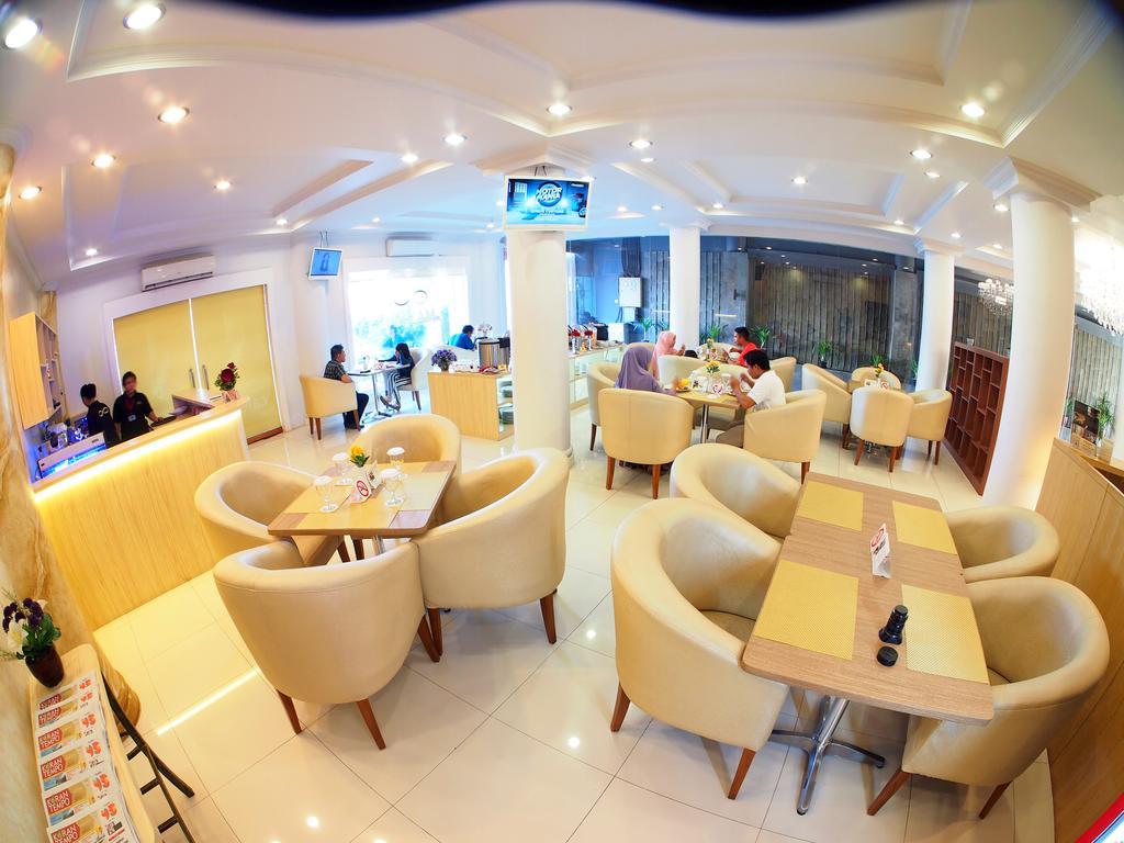 Maven Fatmawati Hotel Jakarta Exteriér fotografie