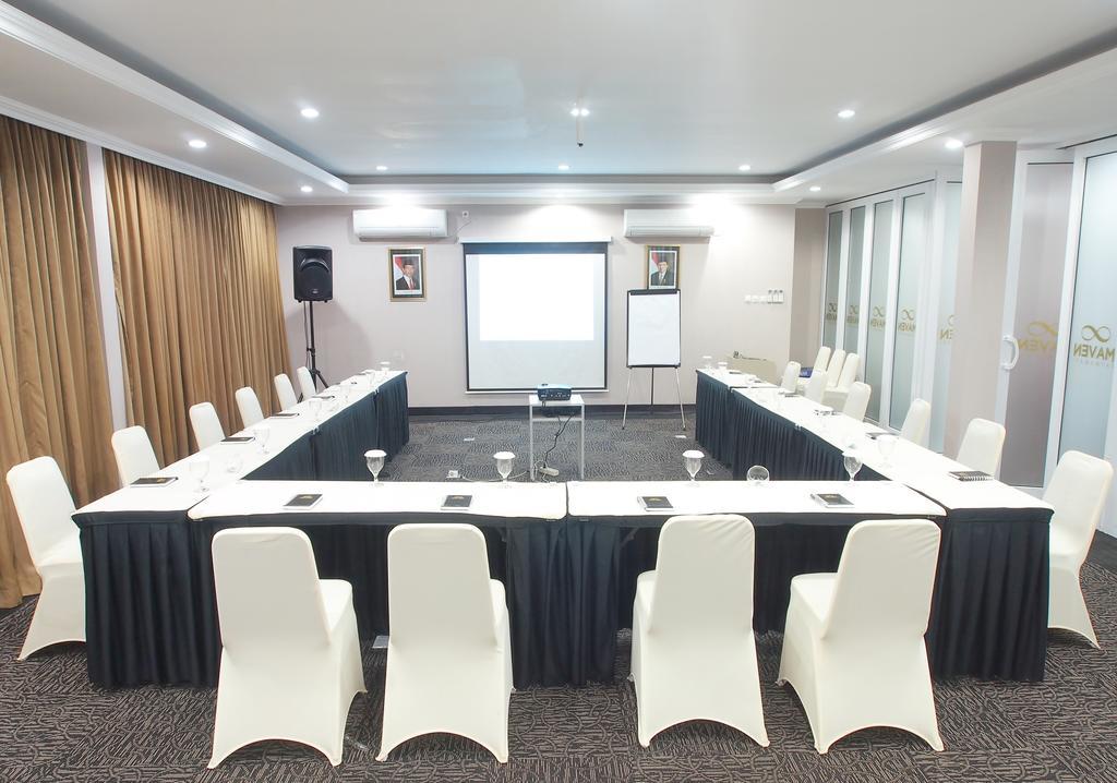 Maven Fatmawati Hotel Jakarta Exteriér fotografie