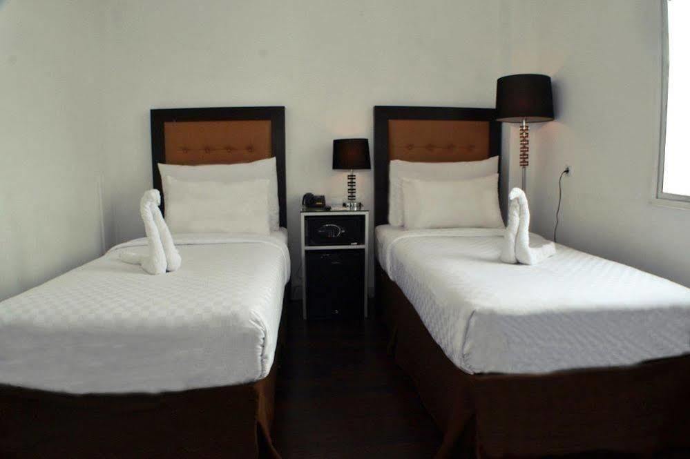 Maven Fatmawati Hotel Jakarta Exteriér fotografie
